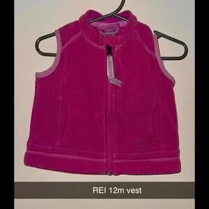 rei fleece vests